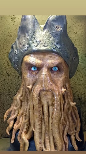 Davy jones piratas - ,